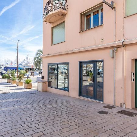 Darxia -Cannes Vieux Port Extérieur photo